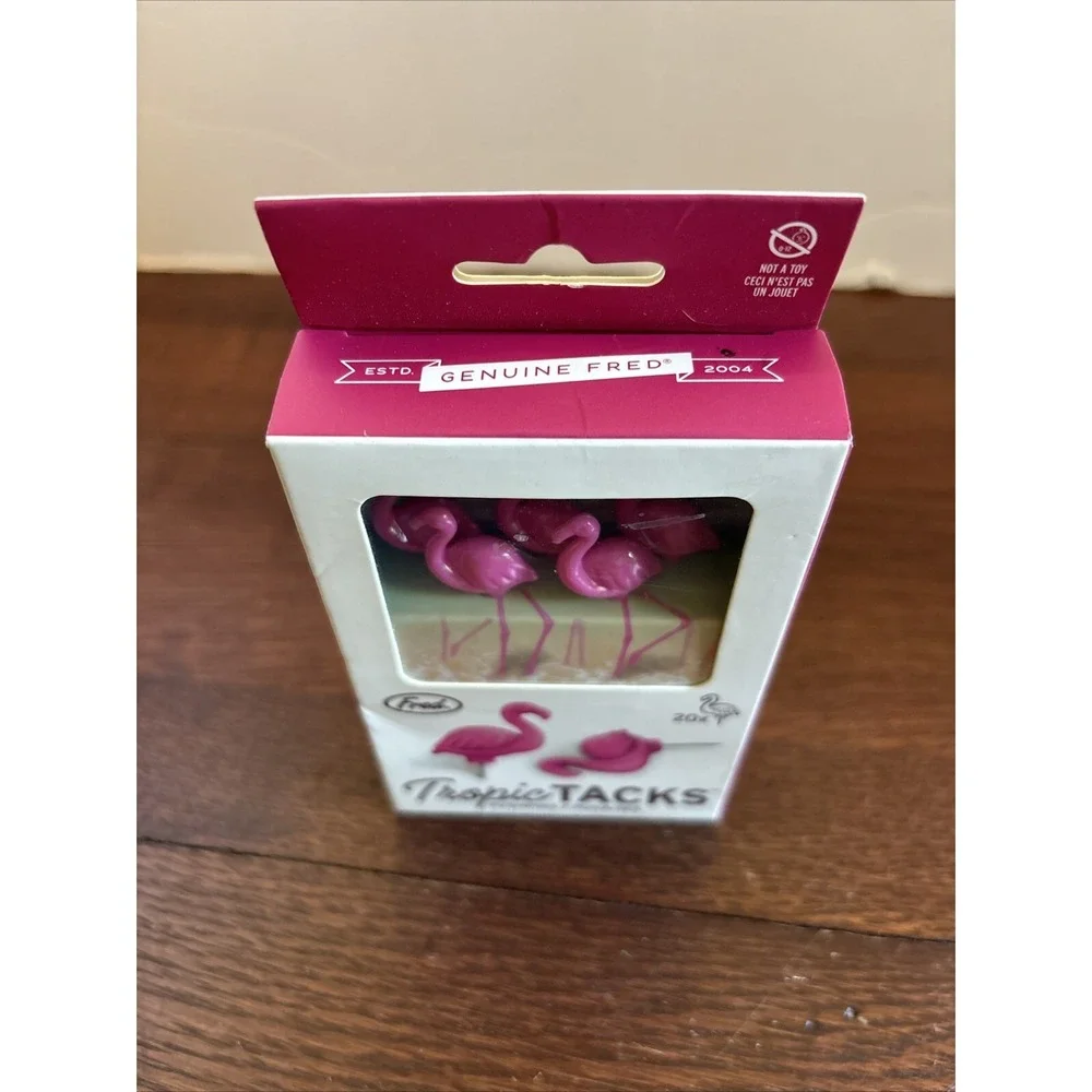 New Fred Tropic Tacks Flamingo Pushpins Bulletin Cork Board Pins Office Supplies